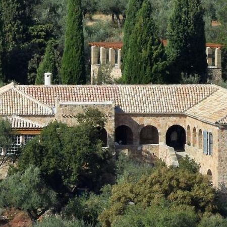 Patrick & Joan Leigh Fermor House Bed and Breakfast Kardhamili Buitenkant foto