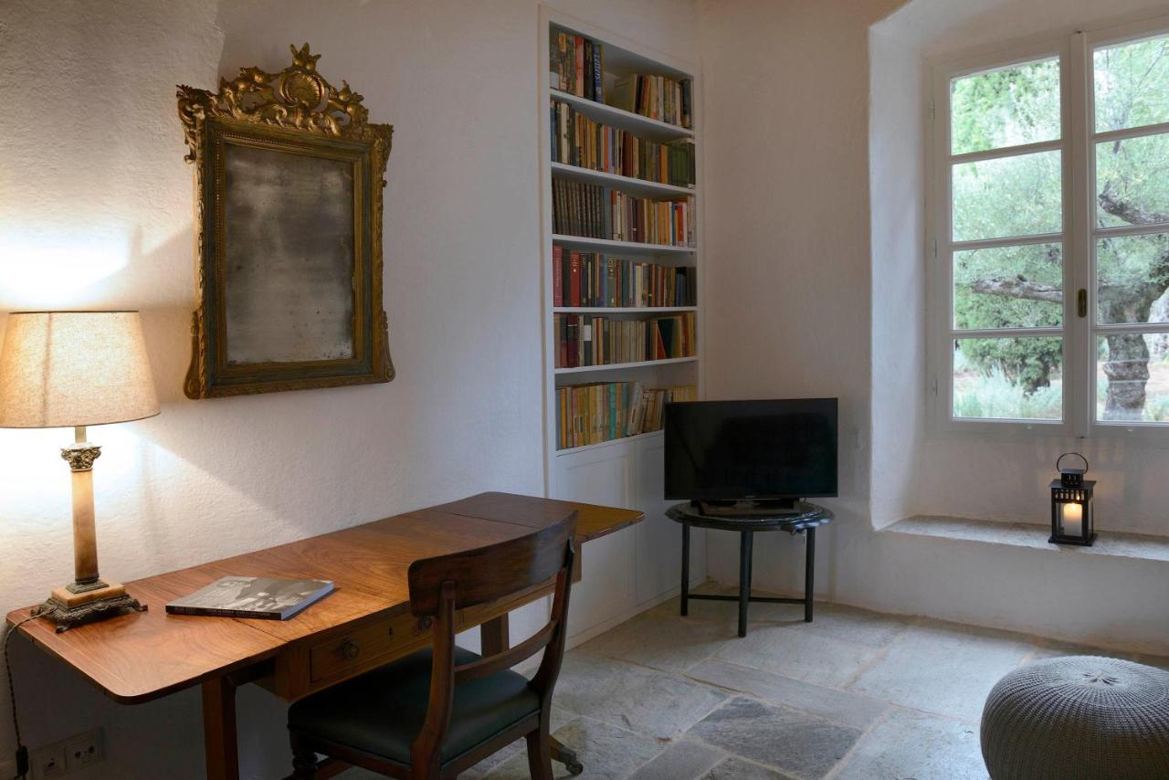 Patrick & Joan Leigh Fermor House Bed and Breakfast Kardhamili Buitenkant foto