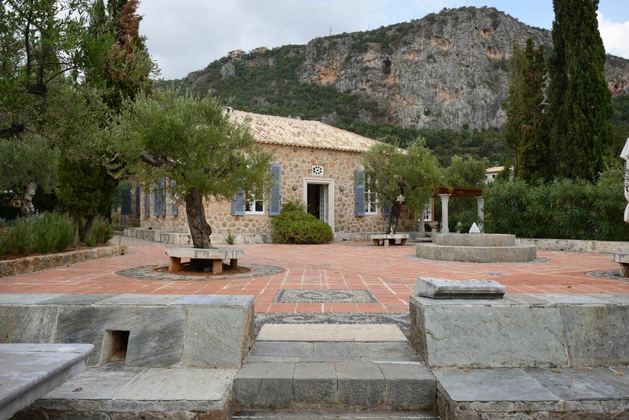 Patrick & Joan Leigh Fermor House Bed and Breakfast Kardhamili Buitenkant foto