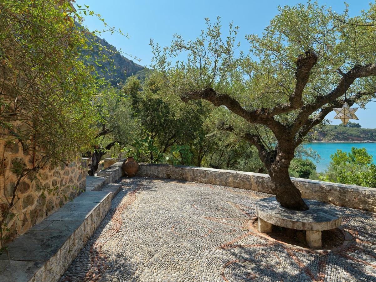 Patrick & Joan Leigh Fermor House Bed and Breakfast Kardhamili Buitenkant foto