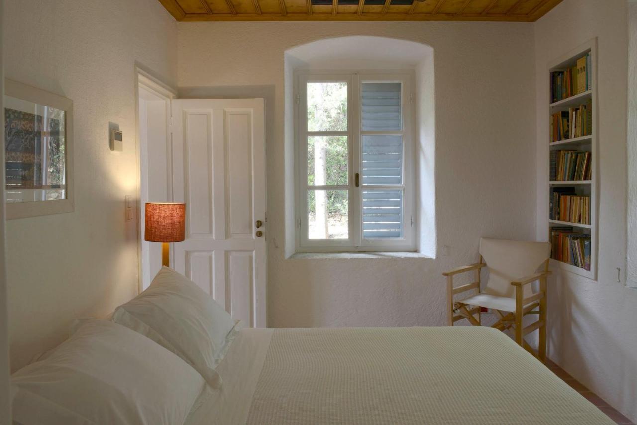 Patrick & Joan Leigh Fermor House Bed and Breakfast Kardhamili Buitenkant foto