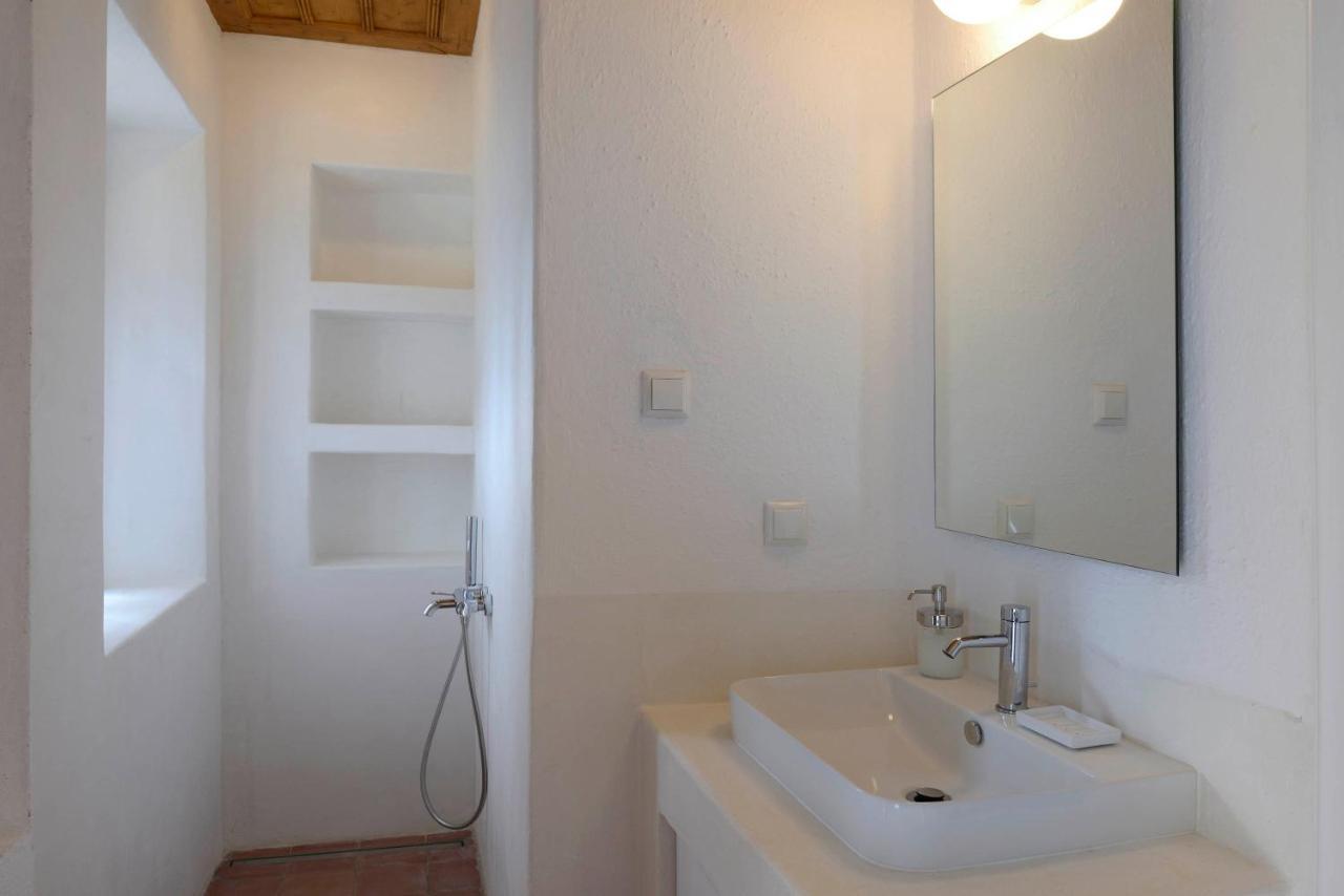 Patrick & Joan Leigh Fermor House Bed and Breakfast Kardhamili Buitenkant foto