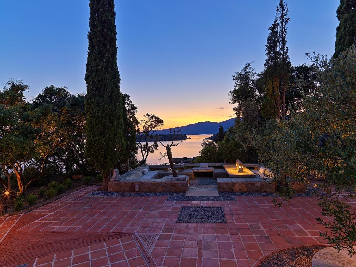 Patrick & Joan Leigh Fermor House Bed and Breakfast Kardhamili Buitenkant foto