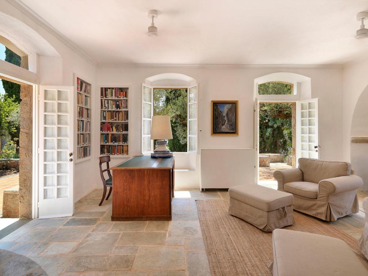 Patrick & Joan Leigh Fermor House Bed and Breakfast Kardhamili Buitenkant foto