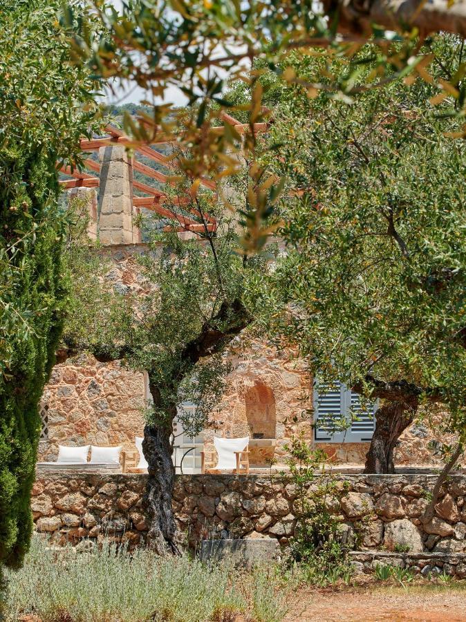 Patrick & Joan Leigh Fermor House Bed and Breakfast Kardhamili Buitenkant foto
